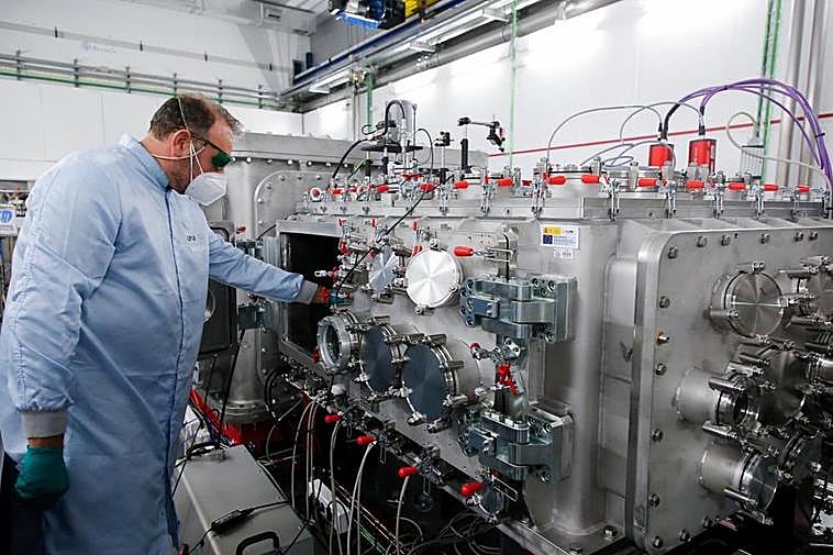 Imagen de la nueva cámara de experimentación del Centro de Láseres Pulsados.