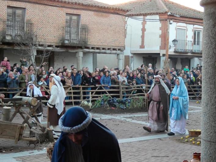 Cientos de personas observaron con admiración la gran puesta en escena del Belén viviente. FOTOS: HOLGUERA