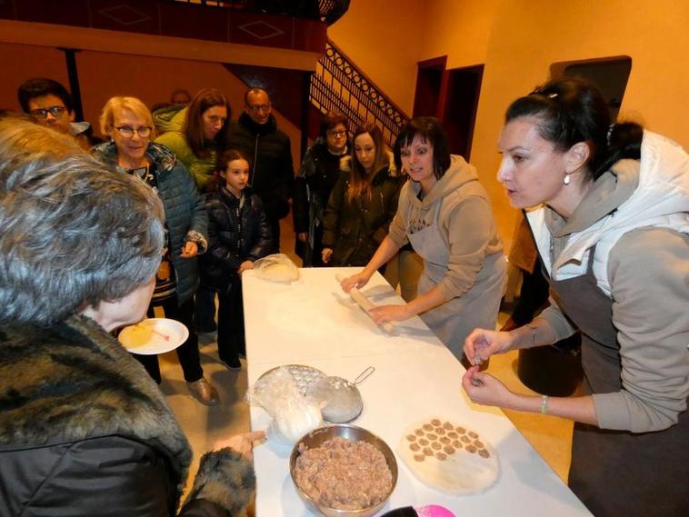 El taller que atrae la comida ucraniana a la provincia