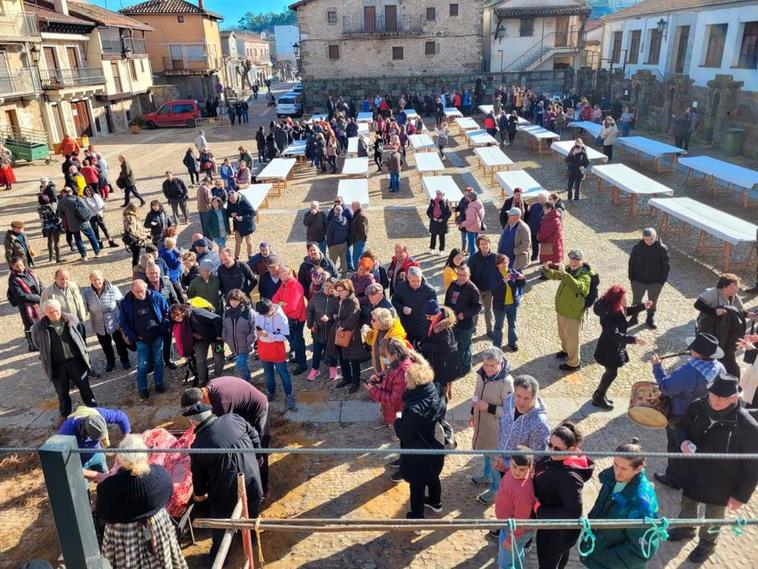 Miranda de Castañar disfruta de la Matanza Tradicional