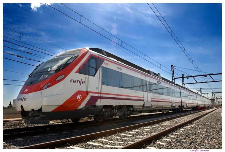 Confunde el tren de Valencia con el de Palencia y da la vuelta a España