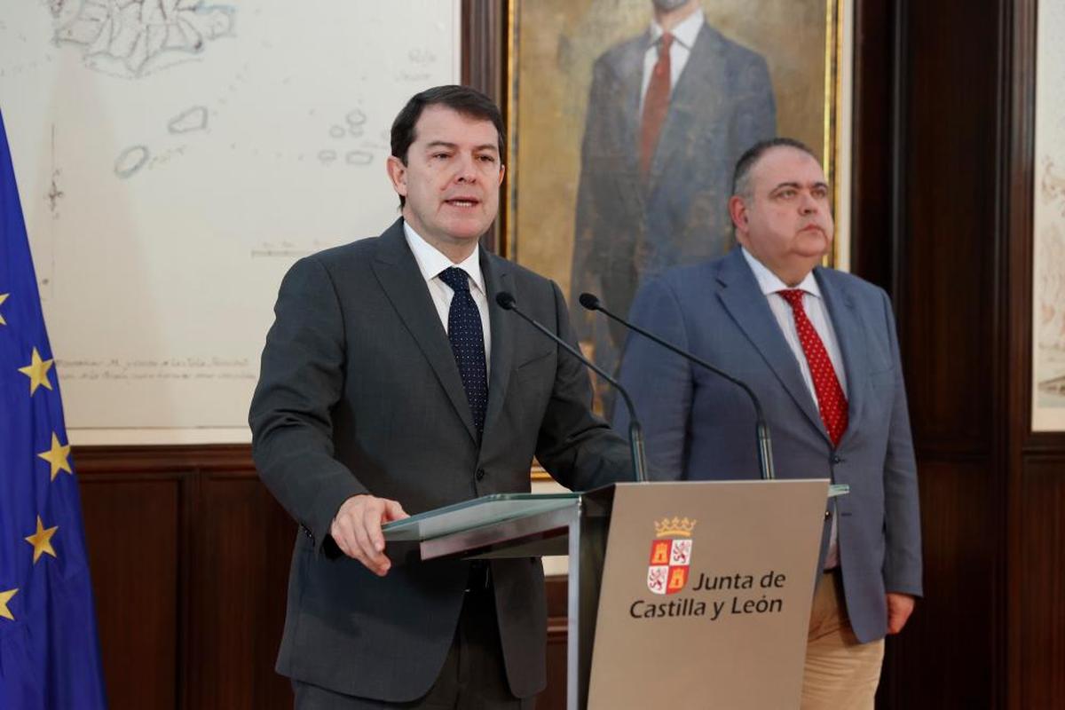 Alfonso Fernández Mañueco y Alejandro Vázquez.