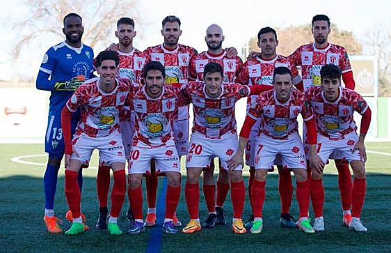 El once del Guijuelo frente al Arenteiro