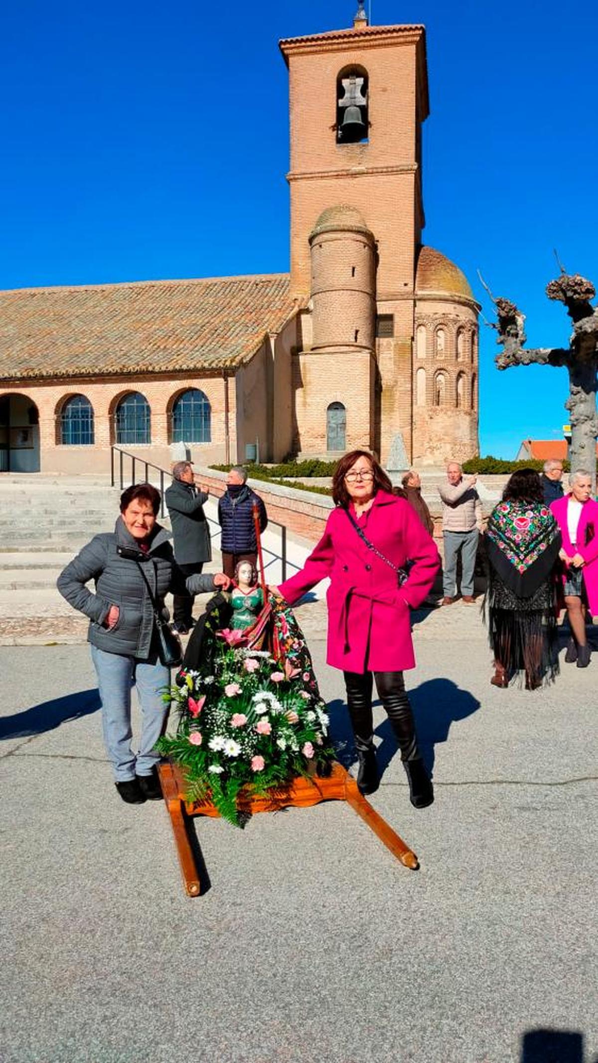 Celebración de Santa Águeda en Aldeaseca de la Frontera | HOLGUERA