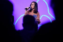 La ministra Ione Belarra en un encuentro feminista