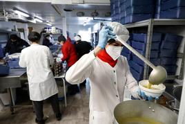 Cocina del servicio de Comida a Domicilio del Ayuntamiento de Salamanca.