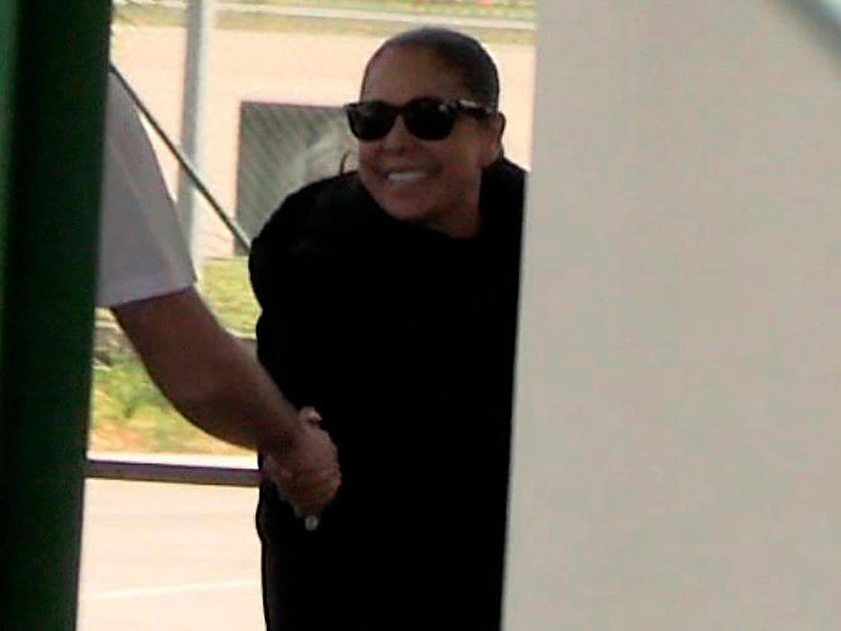 Isabel Pantoja, a su llegada a Niza.