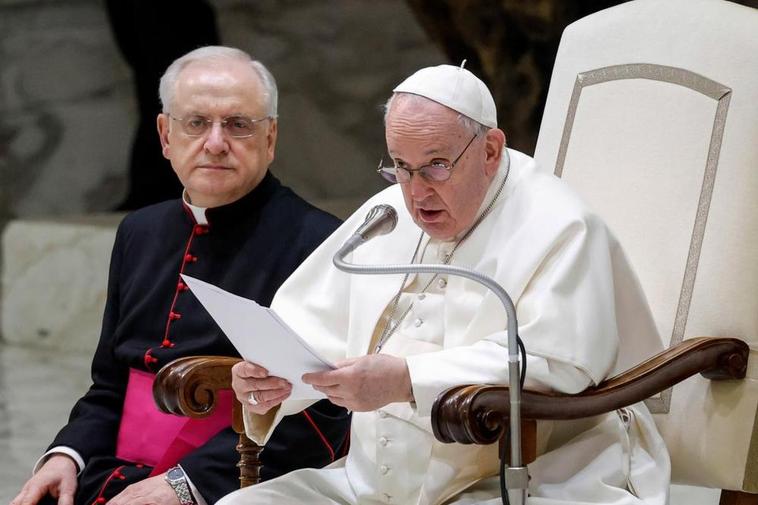 El Papa, “conmovido” por las muestras de afecto tras su hospitalización