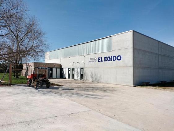Actividad social y mejoras urbanas en Berrocal de Salvatierra