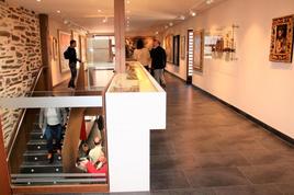 La sala de pintura del museo de Santa Teresa, Carmus, en Alba de Tormes