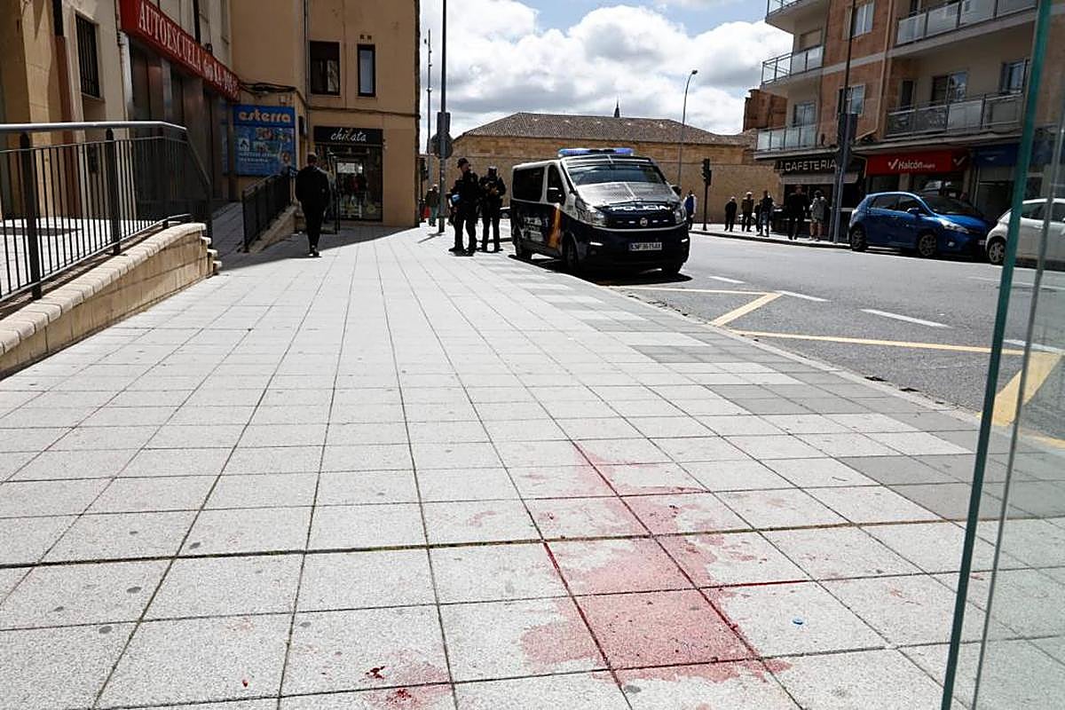 Trasladado al Hospital muy grave tras caer de un cuarto piso en la ...