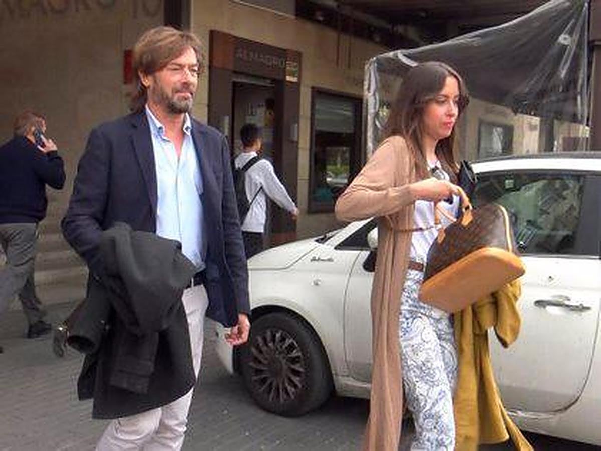 El juez Pedraz acompañado de su novia Elena Hormigos.