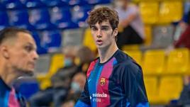 Pablo Urdangarín con la camiseta del Barcelona