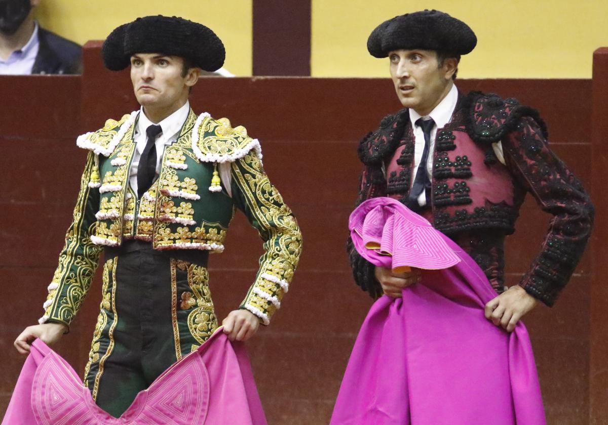 Damián Castaño y Javier Castaño, juntos en la plaza de toros de Alba de Tormes.