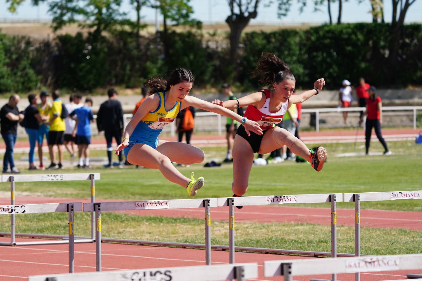 Finales de atletismo en pista de los juegos escolares