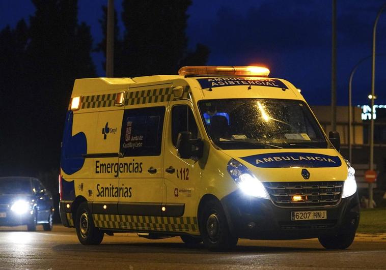 Dos jóvenes hospitalizados tras una pelea de madrugada en la calle Toro