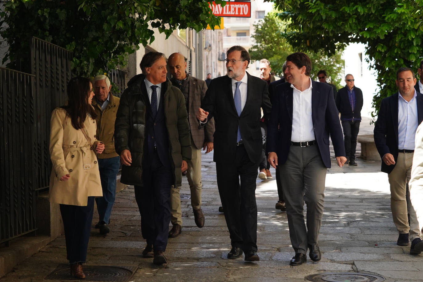 Mariano Rajoy se da un baño de masas en Salamanca