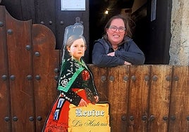 La imagen de Ana Muñoz sirvió para ilustrar diez paneles