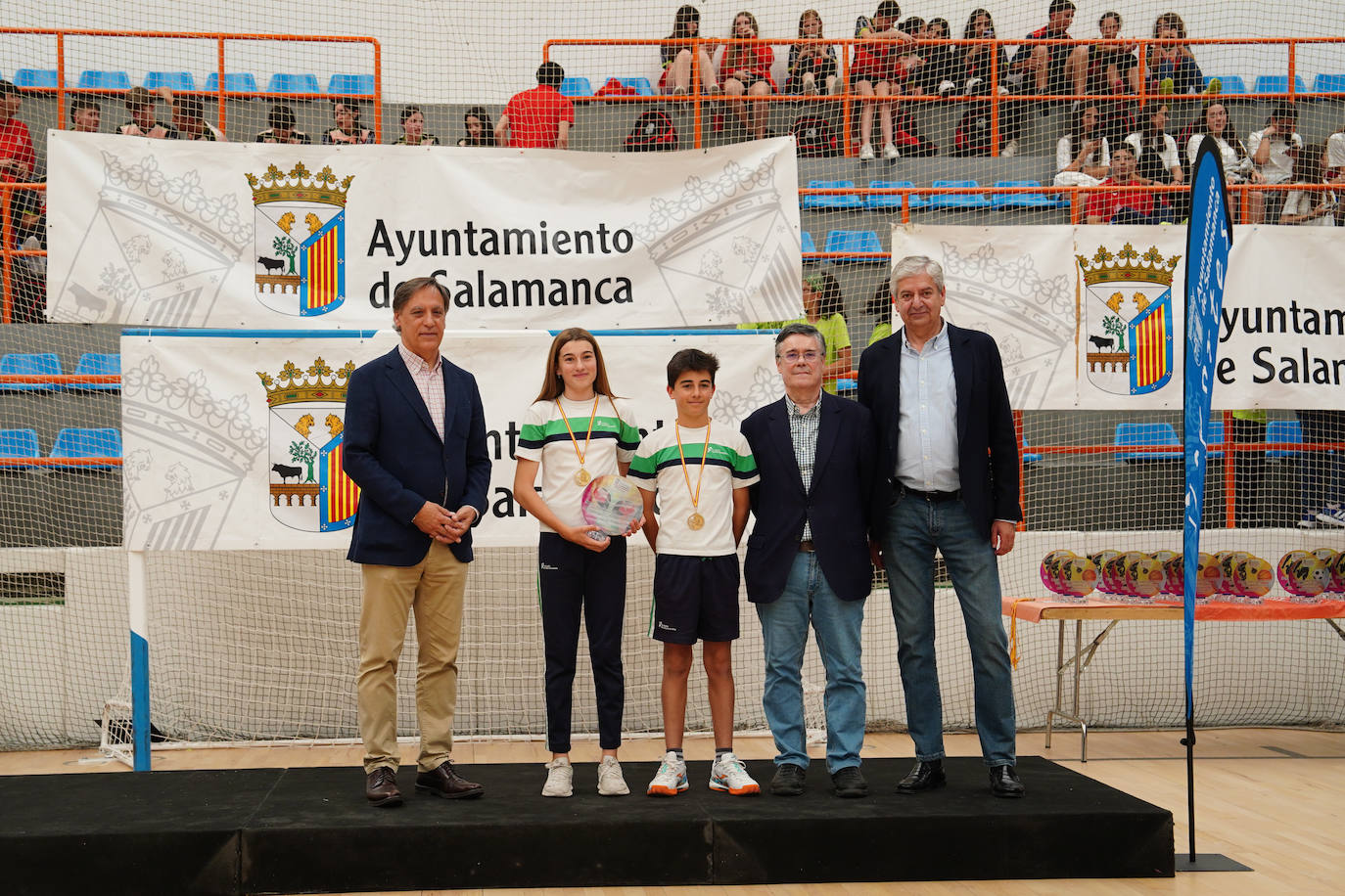 Virginia y Héctor Blázquez (Santa Teresa), campeones de la categoría cadete-juvenil.