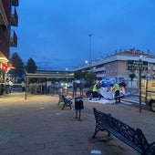 Agentes de la Policía Local proceden a levantar el cadaver