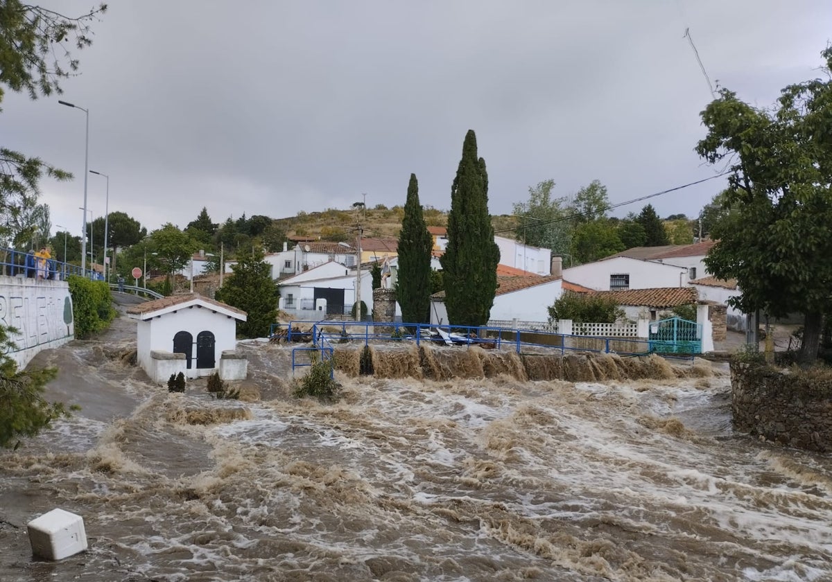 Así ha quedado el municipio de Beleña tras la inundación tras las intensas lluvias