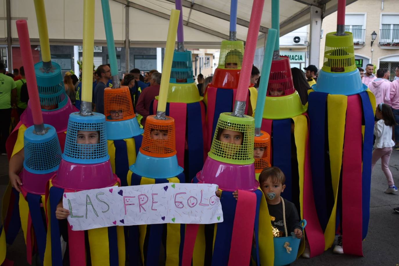 Cabrerizos sale a la calle con sus peñas