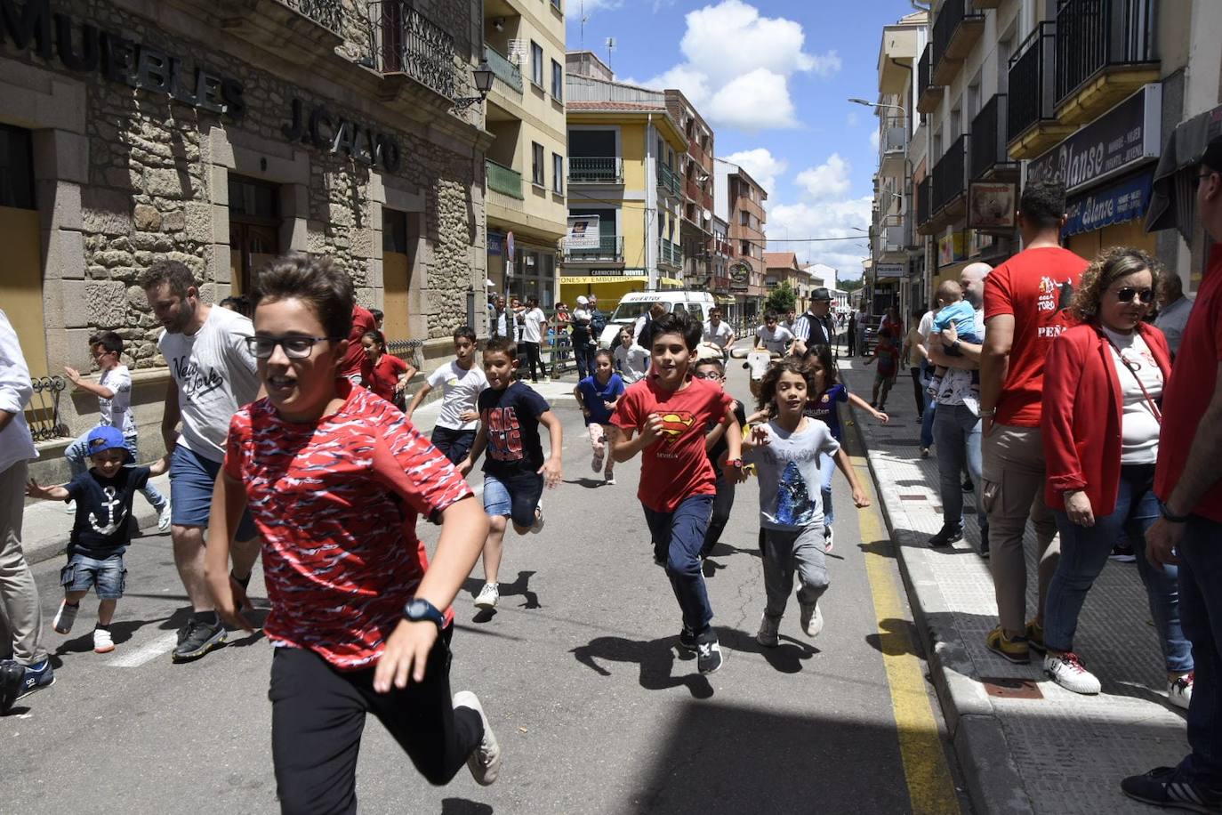 Vitigudino se llena para el segundo encierro de las fiestas del Corpus