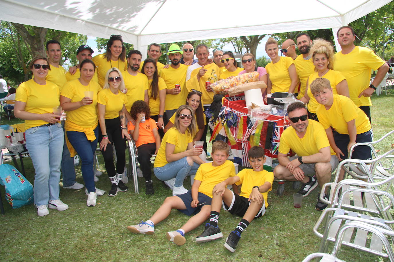 Cabrerizos triunfa con su paella de 5.000 raciones