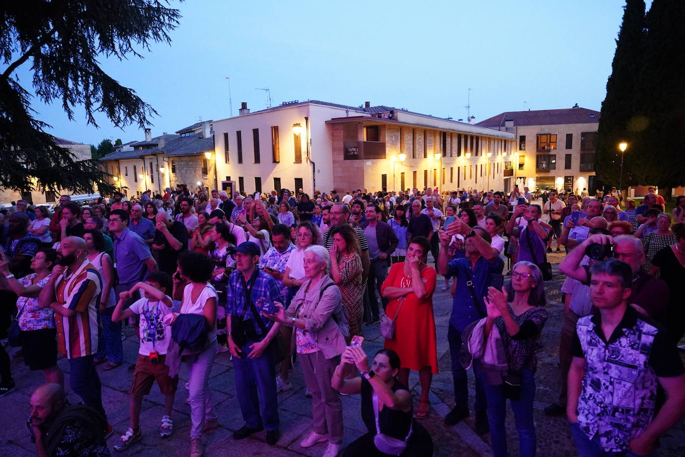 Luz y arte vanguardista para el Huerto de Calixto y Melibea