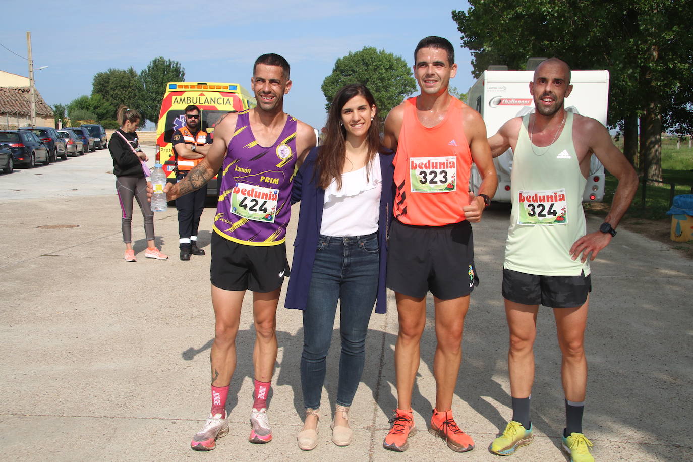 Alejandro Codesal y Azucena Paniagua se imponen en una solidaria carrera en Pedrosillo