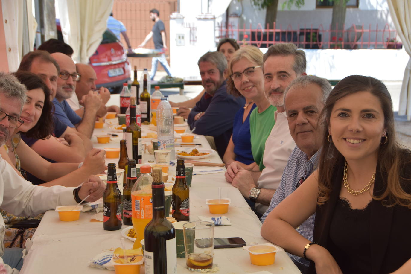 Paella ‘sanjuanera’ para dar inicio a las fiestas en Calzada de Don Diego