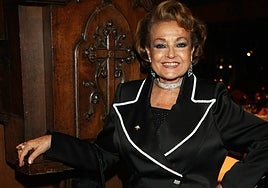 Carmen Sevilla posa en el día que cumplió 85 años.