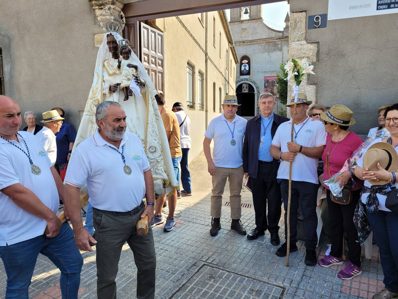 Arranca en Ciudad Rodrigo la Romería de la Hermandad de la Virgen de la Peña de Francia