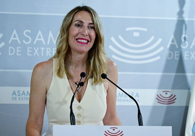 PP y Vox sellan un acuerdo en Extremadura y María Guardiola será presidenta