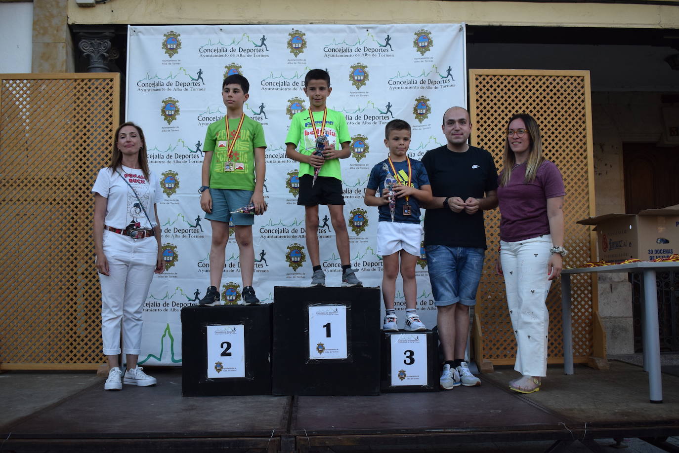 Las mejores imágenes de la V Carrera Nocturna Villa de Alba de Tormes