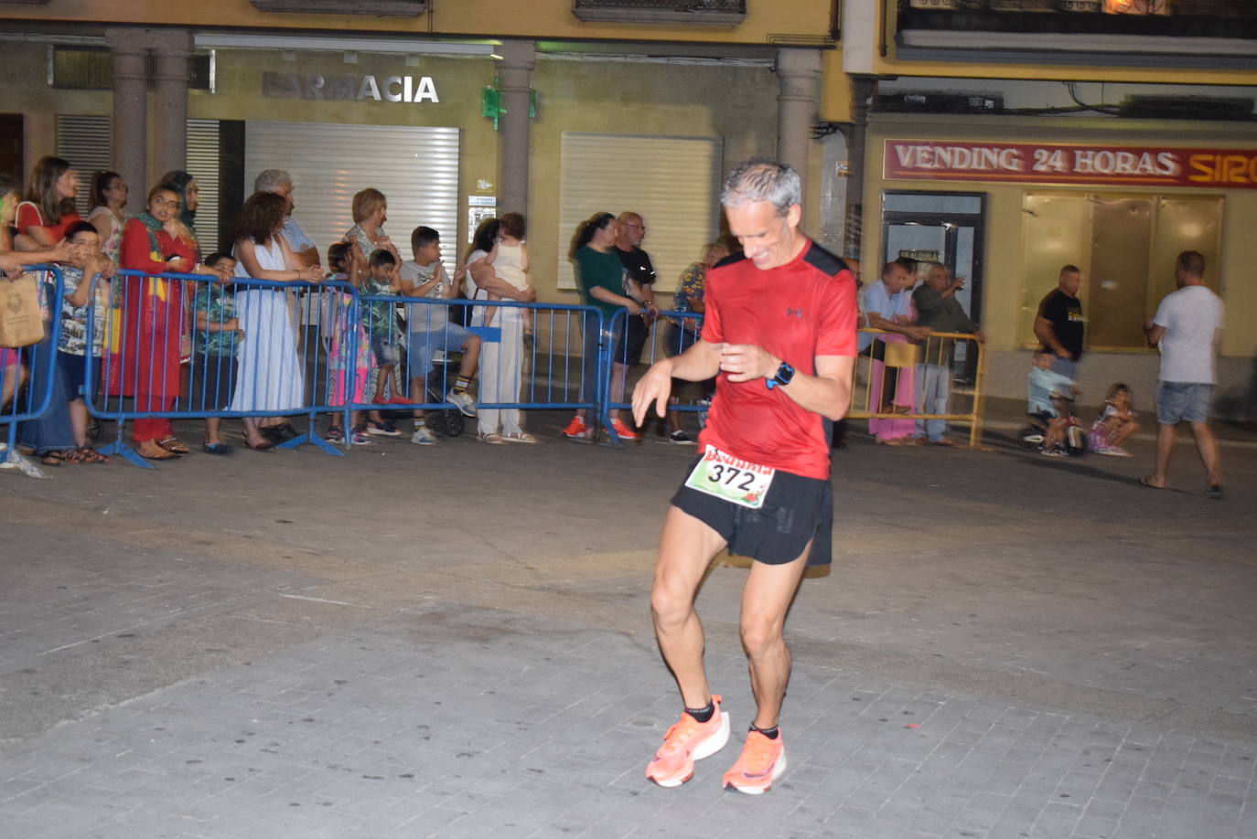 Las mejores imágenes de la V Carrera Nocturna Villa de Alba de Tormes