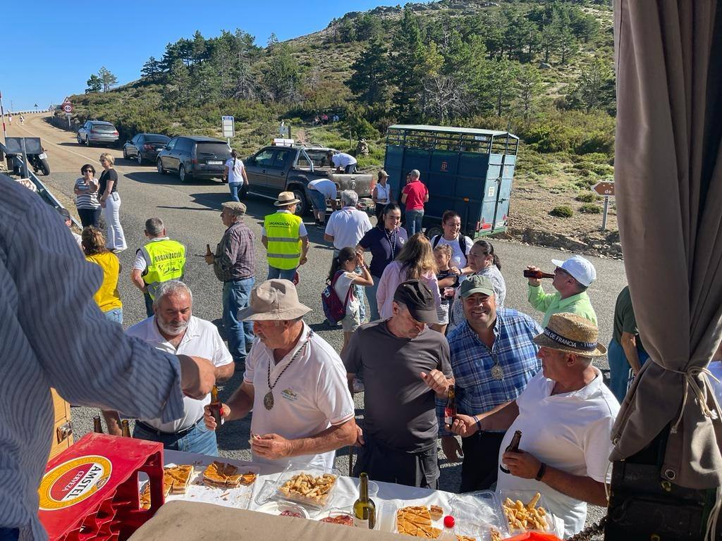 La XXIX Romería de la Peña de Francia de Ciudad Rodrigo alcanza el Risco Mariano