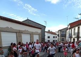 Llegada de los 'astados' a la Plaza de Los Santos