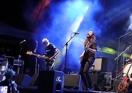 La banda Ten Years After abrió este año el Festival de Blues en la plaza de toros