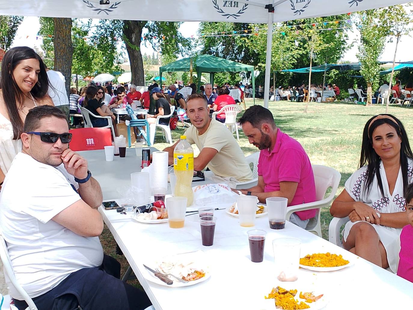 La paella reúne a Villoruela