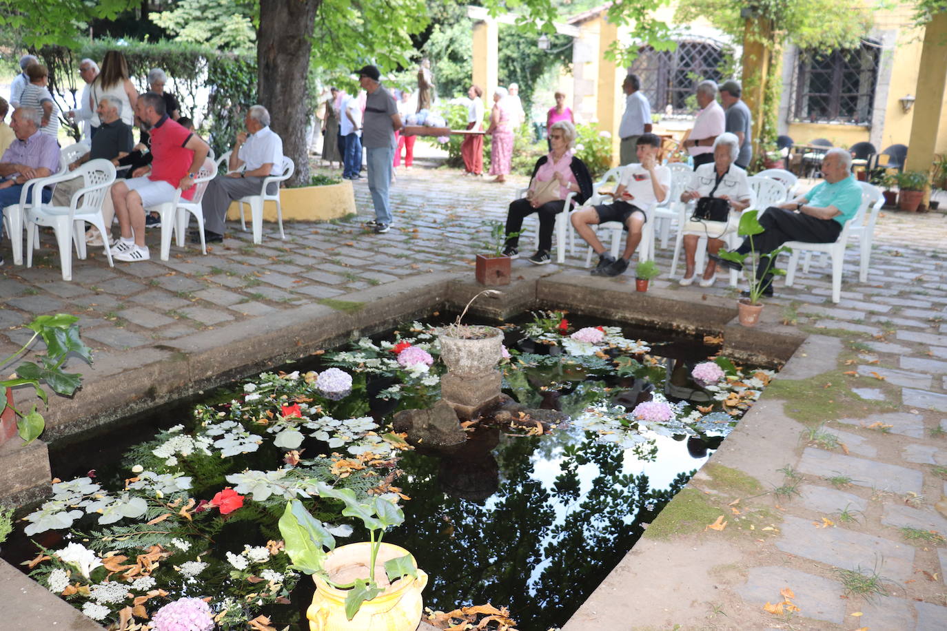 La Virgen peregrina y marinera que cruza la Vía de la Plata