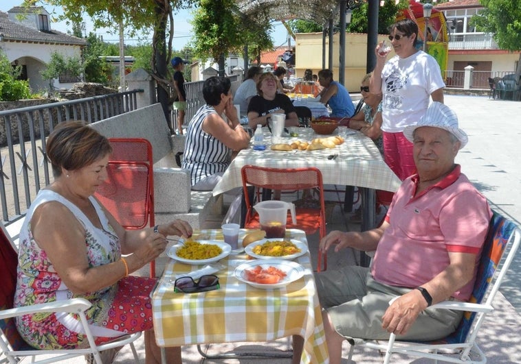 A la rica paella en Escurial de la Sierra