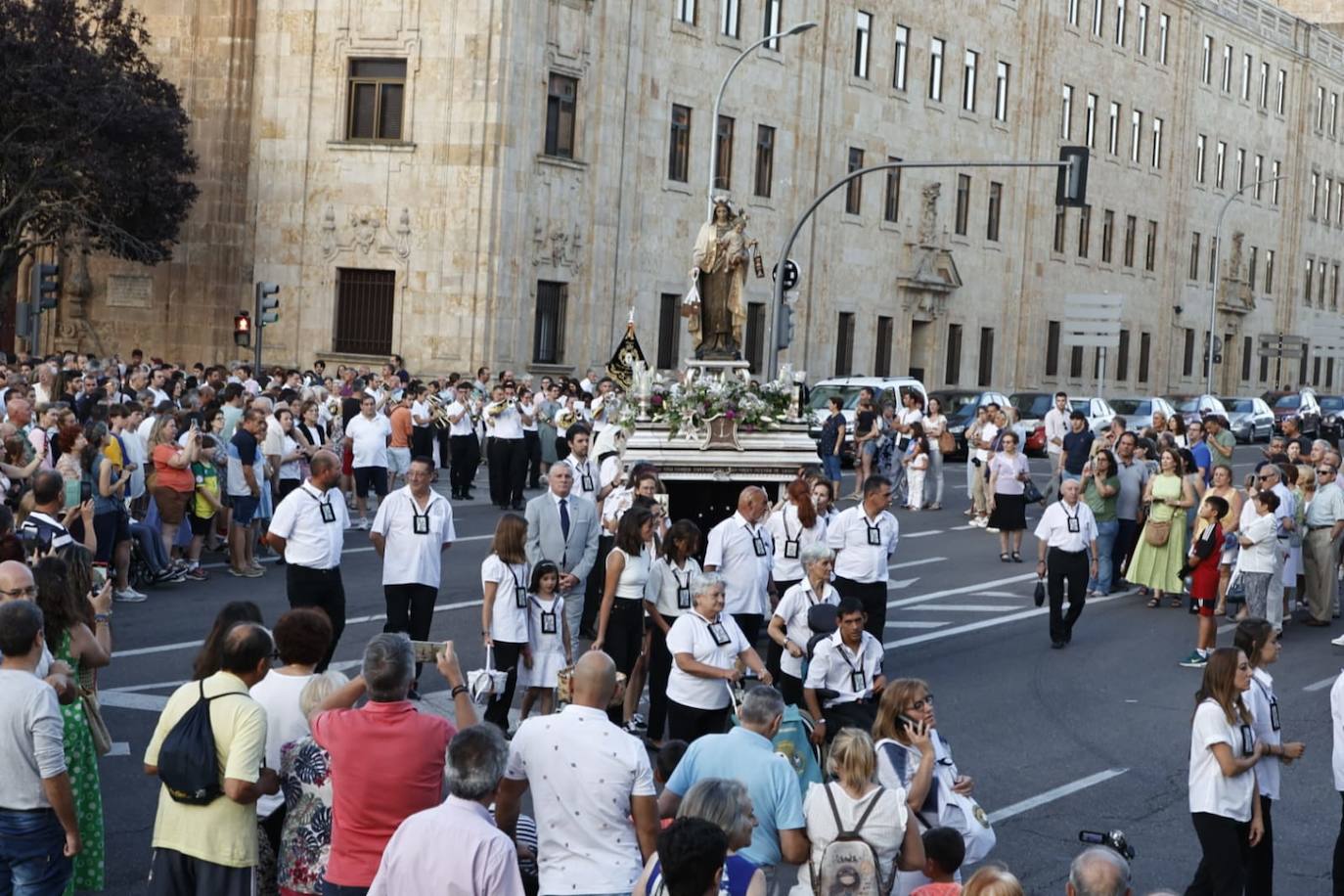 La devoción a la Virgen del Carmen se asienta en Salamanca