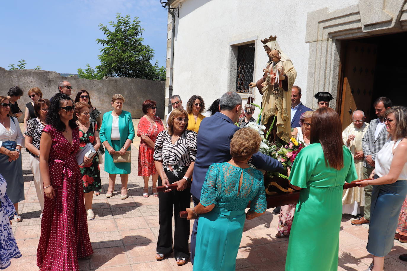 Campillo de Salvatierra despide sus fiestas con el día grande de la patrona