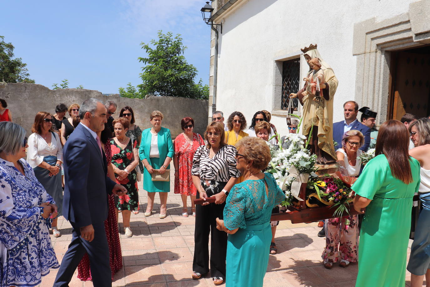 Campillo de Salvatierra despide sus fiestas con el día grande de la patrona