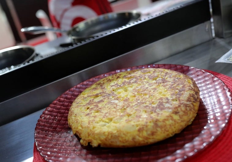 Palacios Alimentación retira sus tortillas de patata envasadas por los casos de botulismo