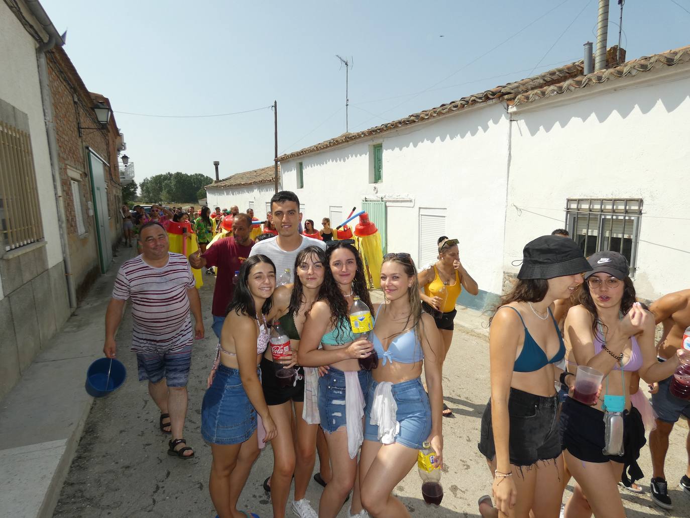 Chapuzón de alegría en las fiestas de Santiago