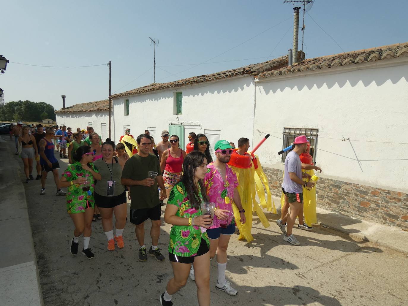 Chapuzón de alegría en las fiestas de Santiago