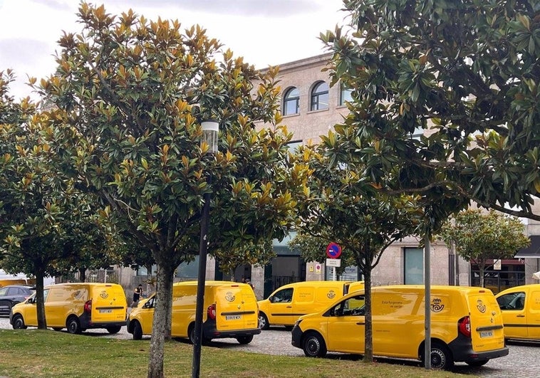 Correos desplegará  un equipo de 14.000 trabajadores para cubrir la jornada electoral