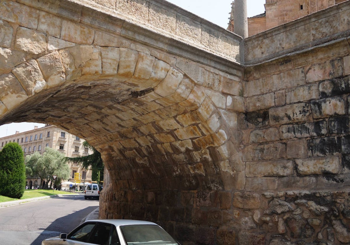 El Ministerio de Cultura deja a Salamanca sin ayuda estatal para frenar el deterioro del Puente del Soto